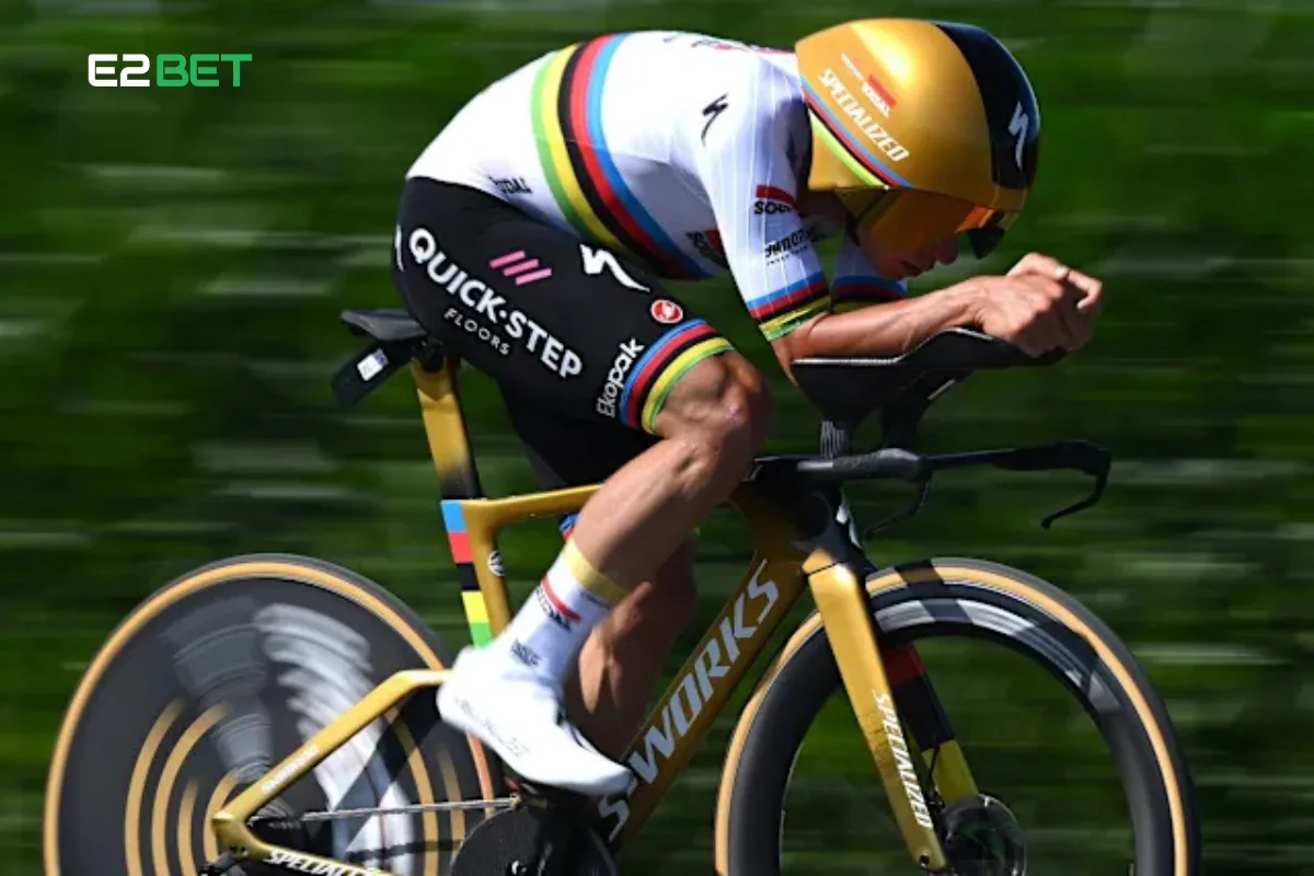Evenepoel Wins Stage Five | Pogacar Claims Yellow Jersey Lead

